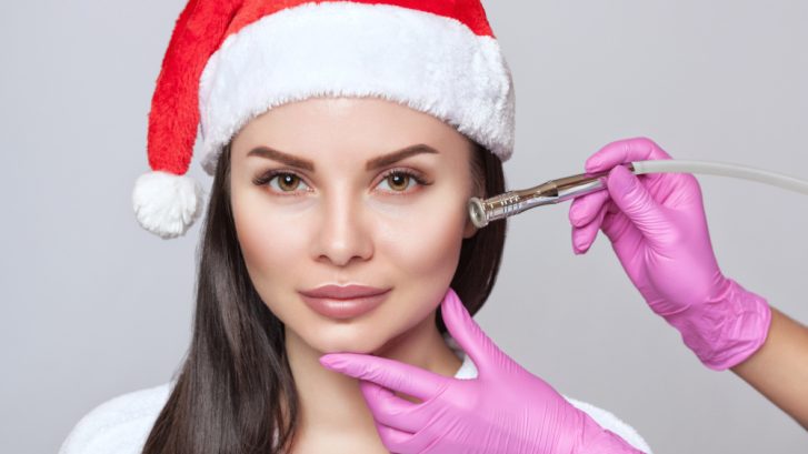 Holiday Season Cosmetic Trends